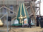 В селе Ивановка в церкви была установка куполов